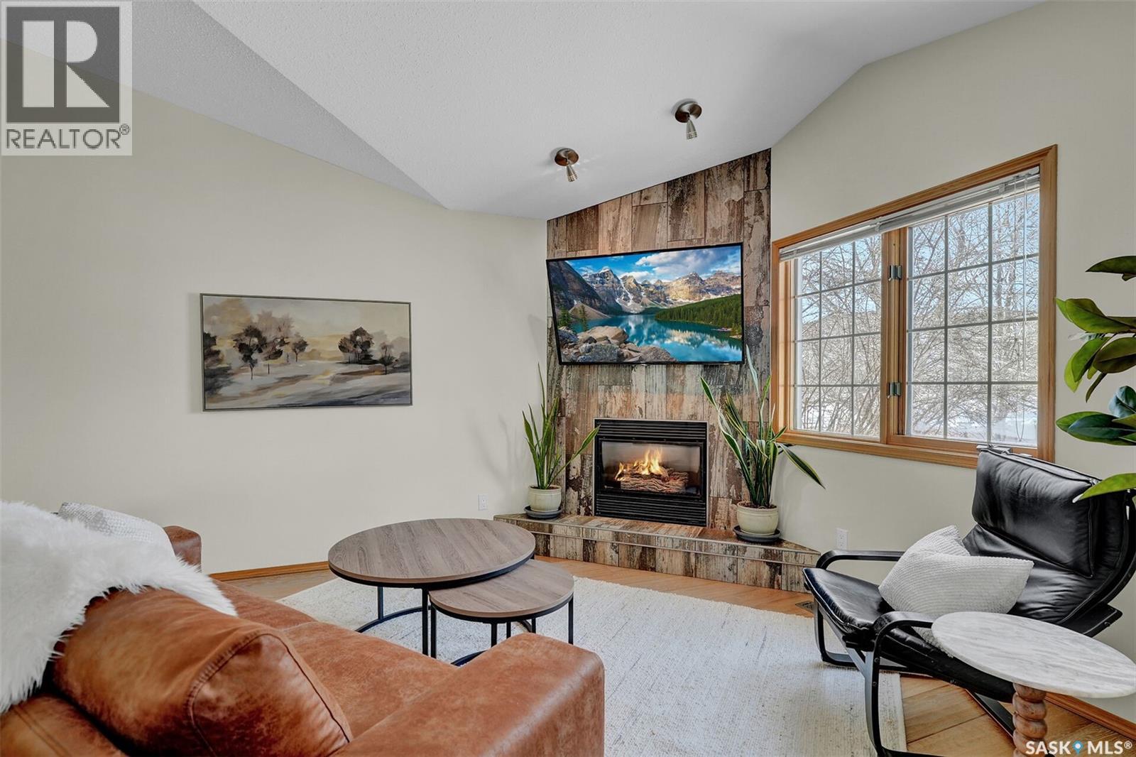 3328 Lakeshore Court, Regina, Saskatchewan  S4S 7H8 - Photo 11 - SK030723