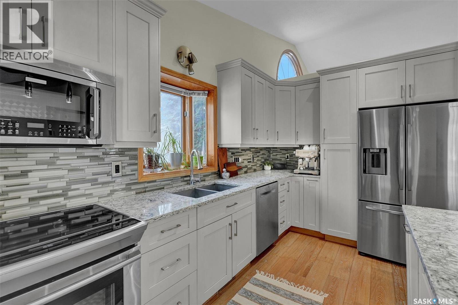 3328 Lakeshore Court, Regina, Saskatchewan  S4S 7H8 - Photo 15 - SK030723