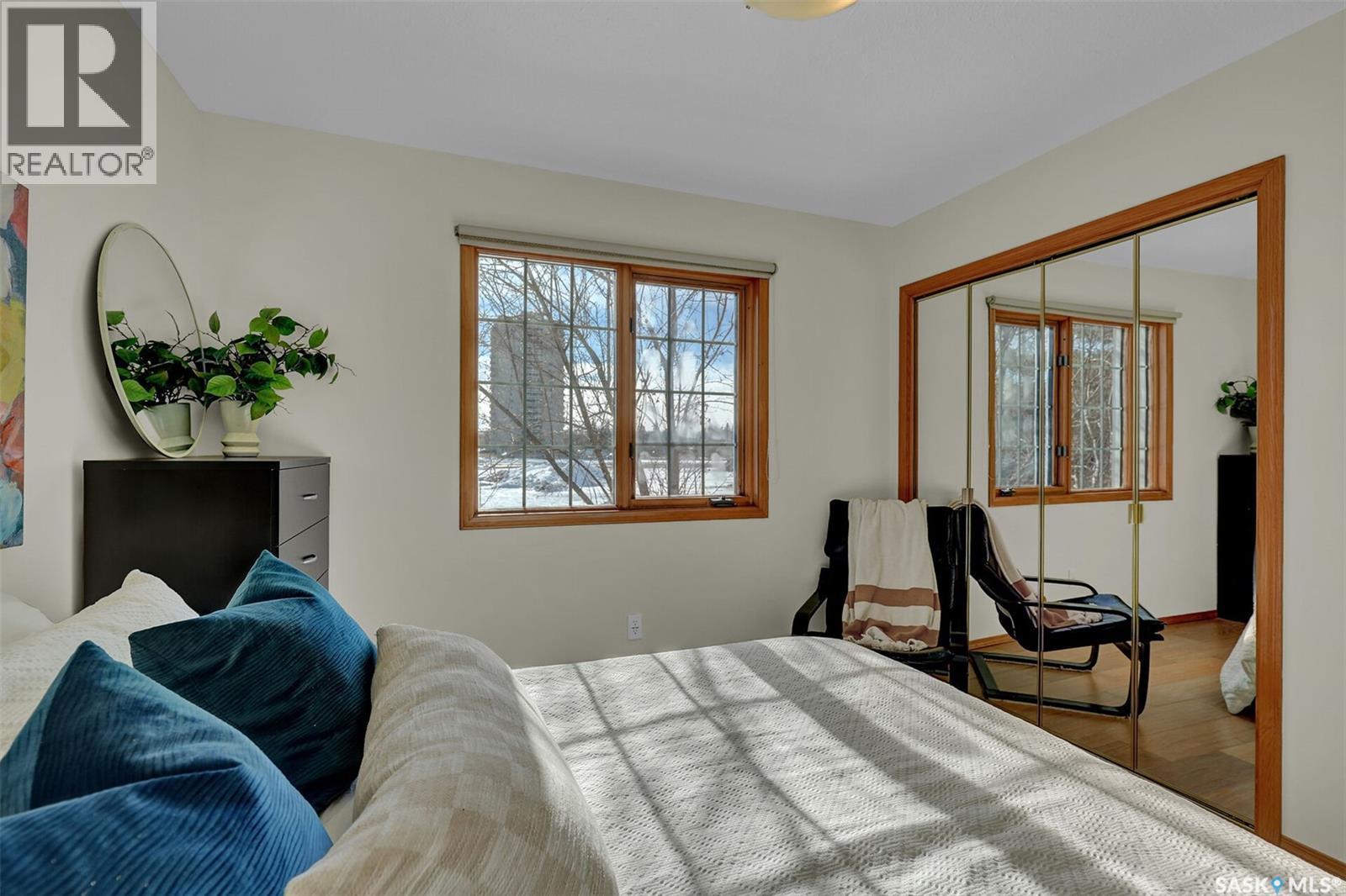 3328 Lakeshore Court, Regina, Saskatchewan  S4S 7H8 - Photo 28 - SK030723