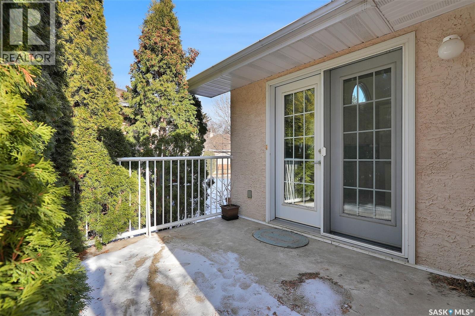 3328 Lakeshore Court, Regina, Saskatchewan  S4S 7H8 - Photo 43 - SK030723