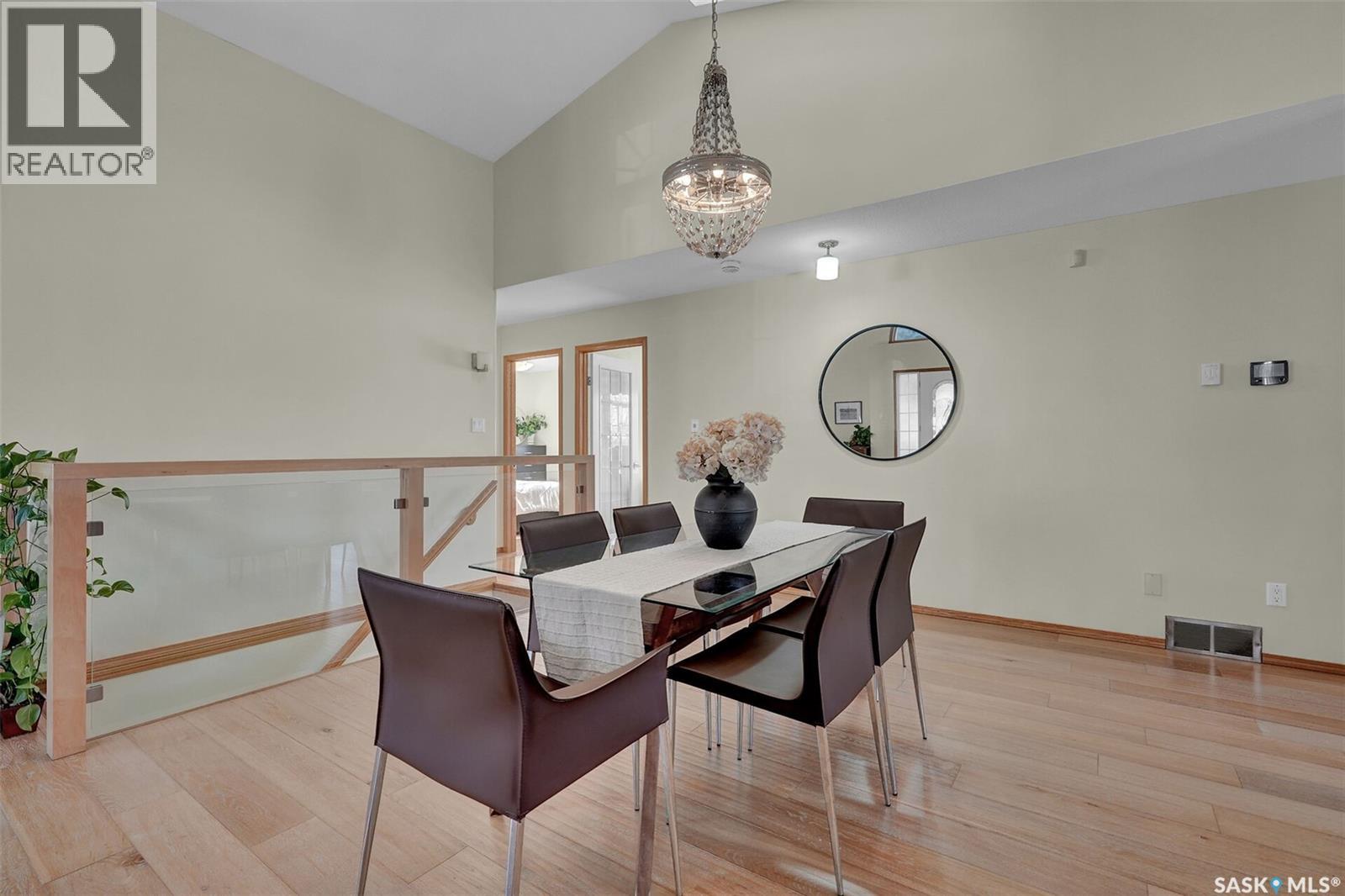 3328 Lakeshore Court, Regina, Saskatchewan  S4S 7H8 - Photo 7 - SK030723