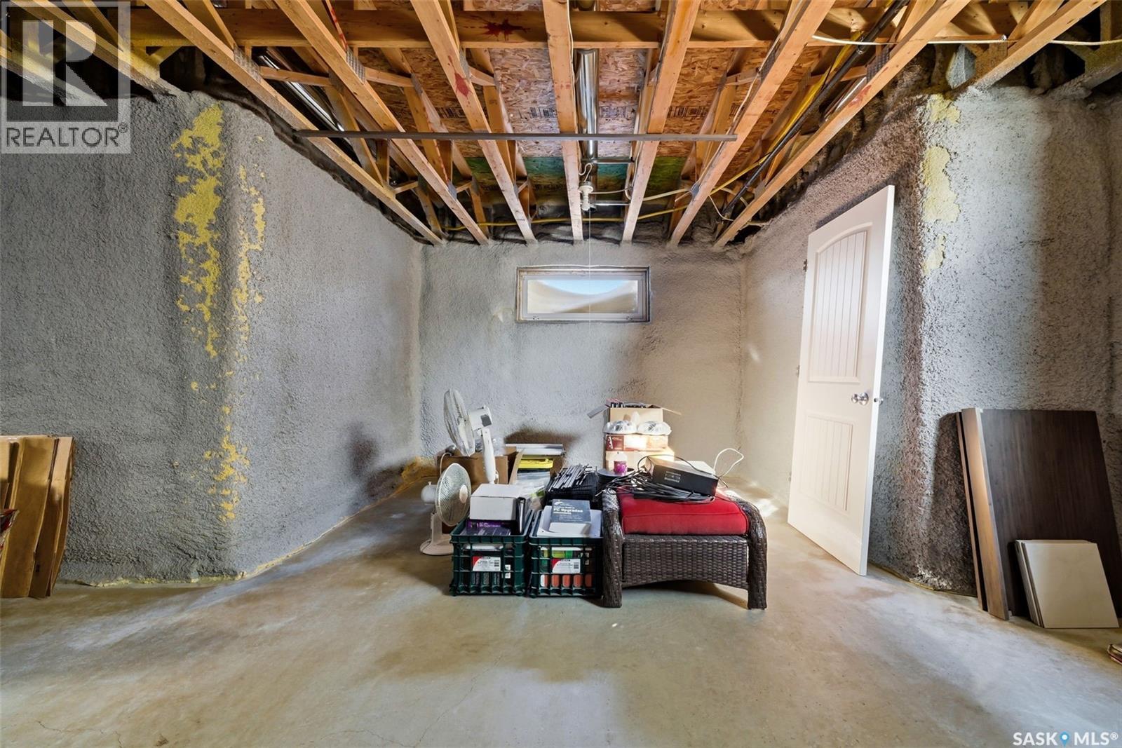 130 E Maple Avenue, Grand Coulee, Saskatchewan  S4M 0A3 - Photo 38 - SK030720