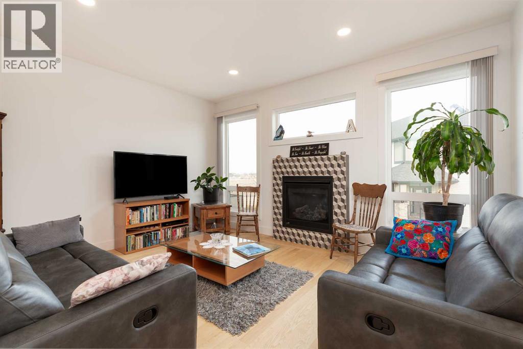 303 Canyon Estates Place W, Lethbridge, Alberta  T1K 7A4 - Photo 10 - A2270847