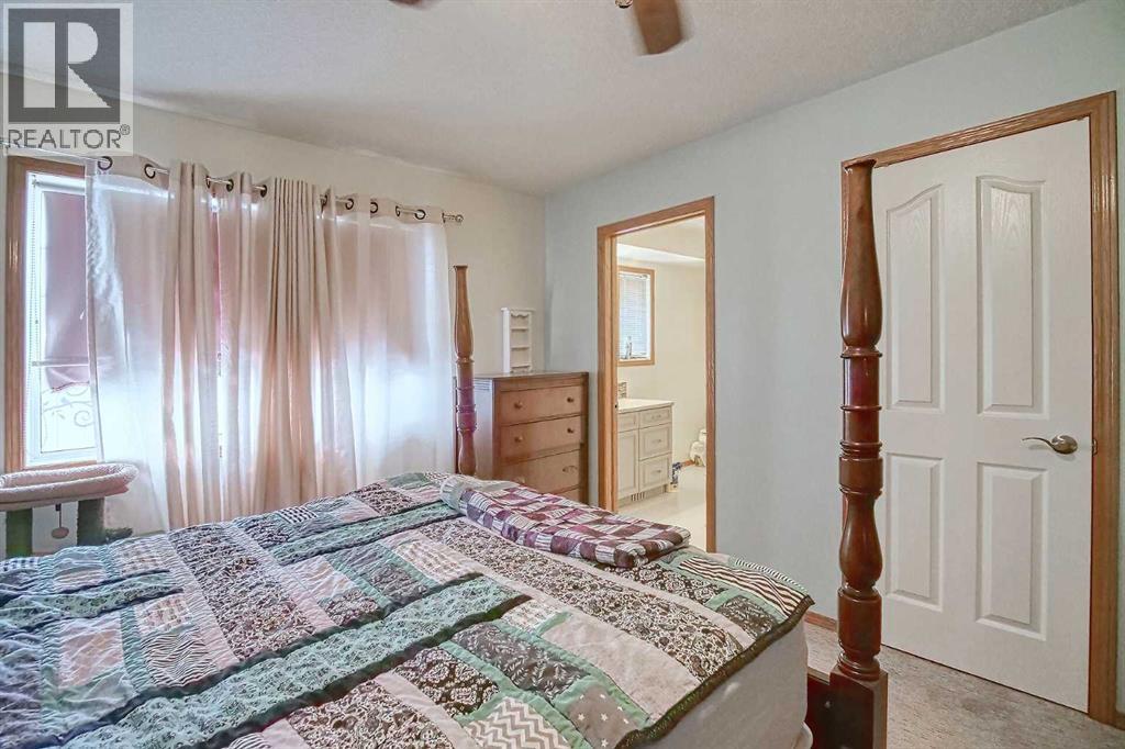 1701 Mossip Avenue, Crossfield, Alberta  T0M 0S0 - Photo 30 - A2289649