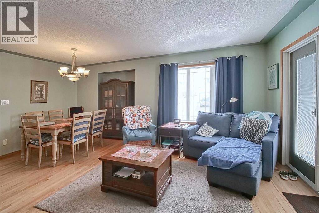 1701 Mossip Avenue, Crossfield, Alberta  T0M 0S0 - Photo 19 - A2289649