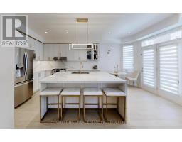 101 RAVINE EDGE DRIVE, Richmond Hill, Ontario