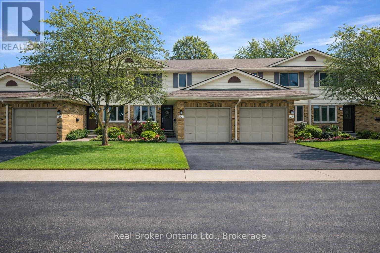 21 - 375 KINGSCOURT DRIVE, Waterloo, Ontario