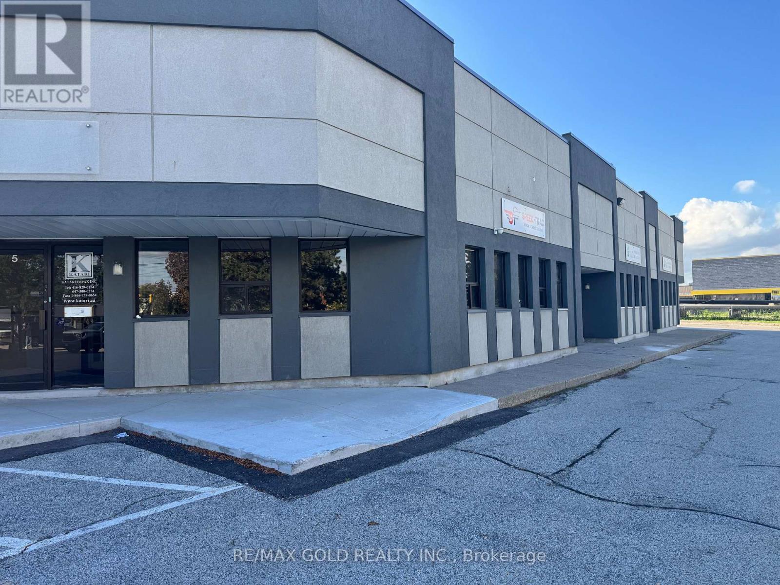 4 - 1935 DREW ROAD, Mississauga, Ontario