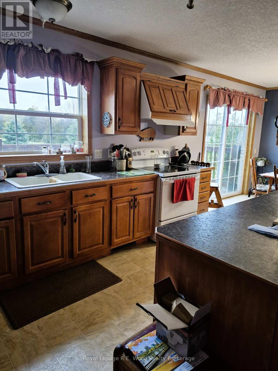 1319 Windham Road 9 Road E, Norfolk, Ontario  N0E 2A0 - Photo 11 - X12686776