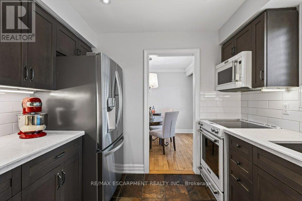 4931 Cameron Avenue, Lincoln, Ontario  L3J 0B9 - Photo 13 - X12895642