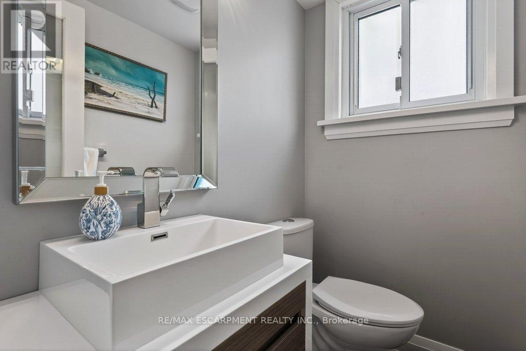 4931 Cameron Avenue, Lincoln, Ontario  L3J 0B9 - Photo 15 - X12895642