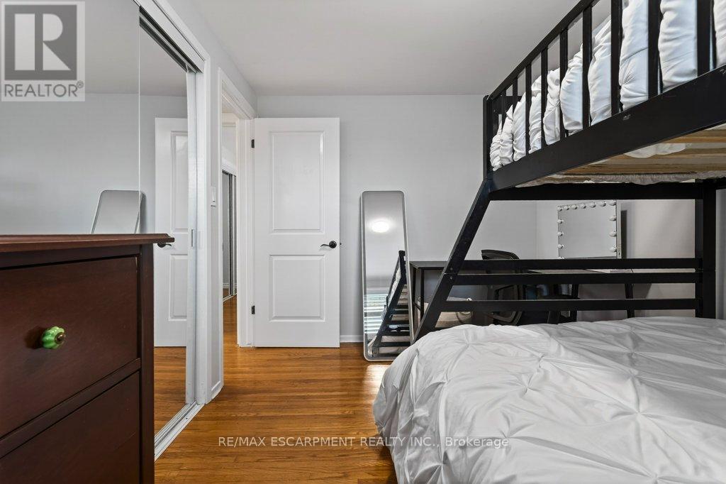 4931 Cameron Avenue, Lincoln, Ontario  L3J 0B9 - Photo 26 - X12895642