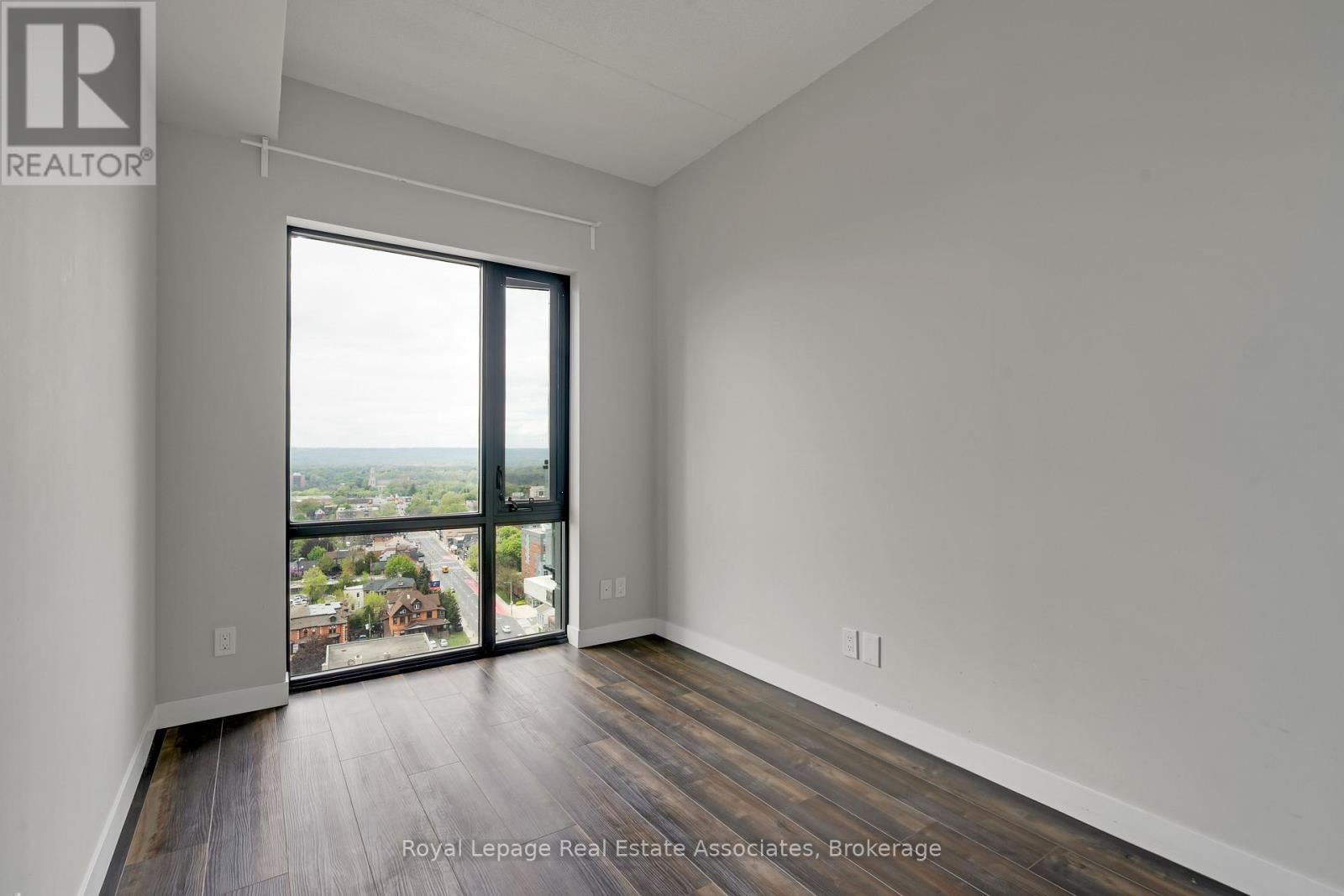 1702 - 15 Queen Street S, Hamilton, Ontario  L8P 0C6 - Photo 17 - X12895652