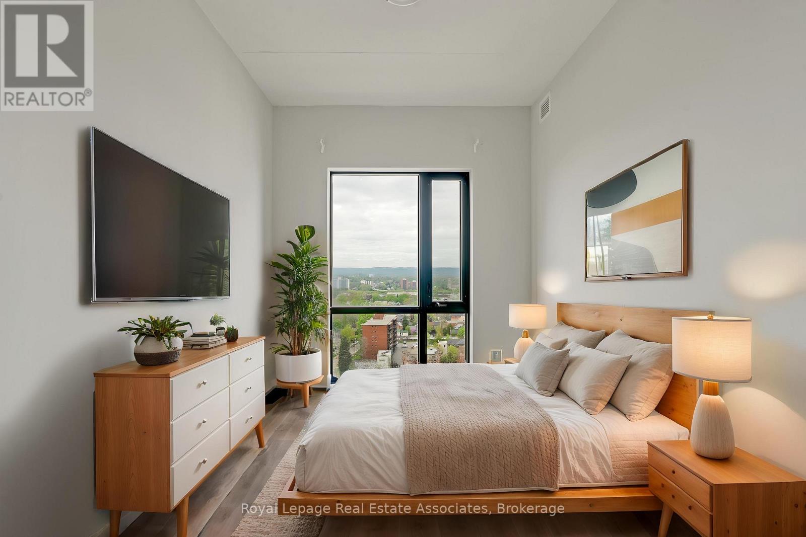 1702 - 15 Queen Street S, Hamilton, Ontario  L8P 0C6 - Photo 20 - X12895652