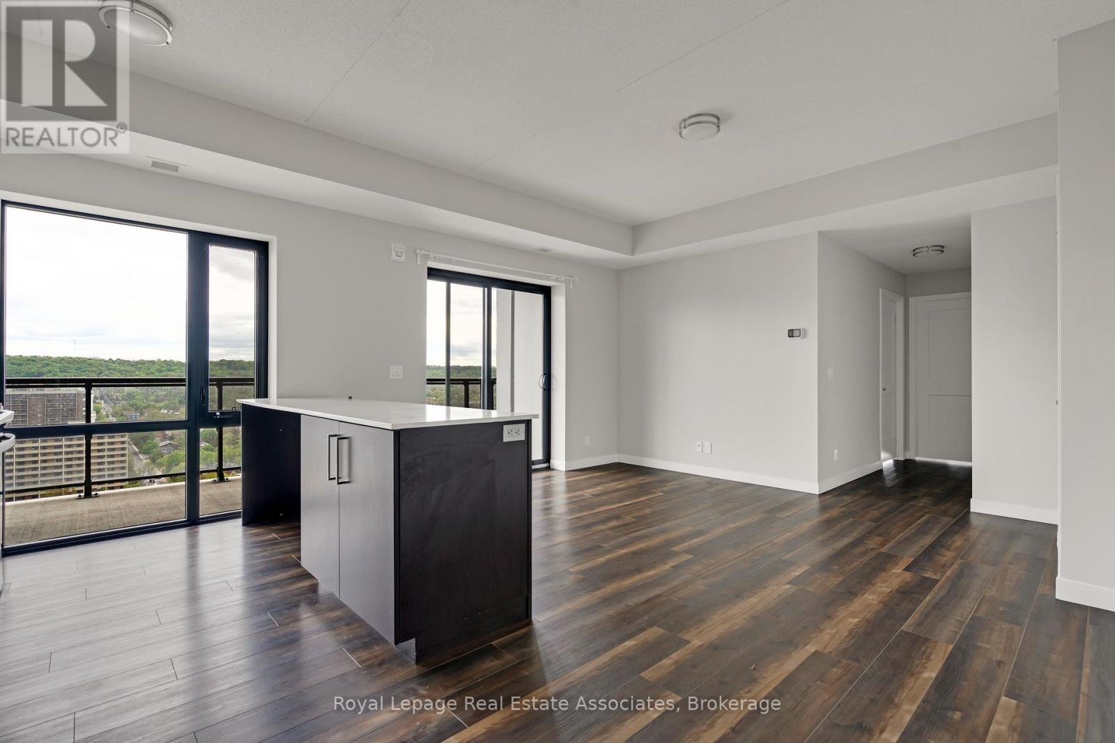 1702 - 15 Queen Street S, Hamilton, Ontario  L8P 0C6 - Photo 6 - X12895652