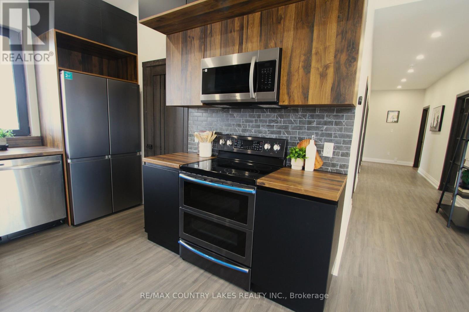 264 Mcguire Beach Road, Kawartha Lakes (Carden), Ontario  K0M 2B0 - Photo 13 - X12895662