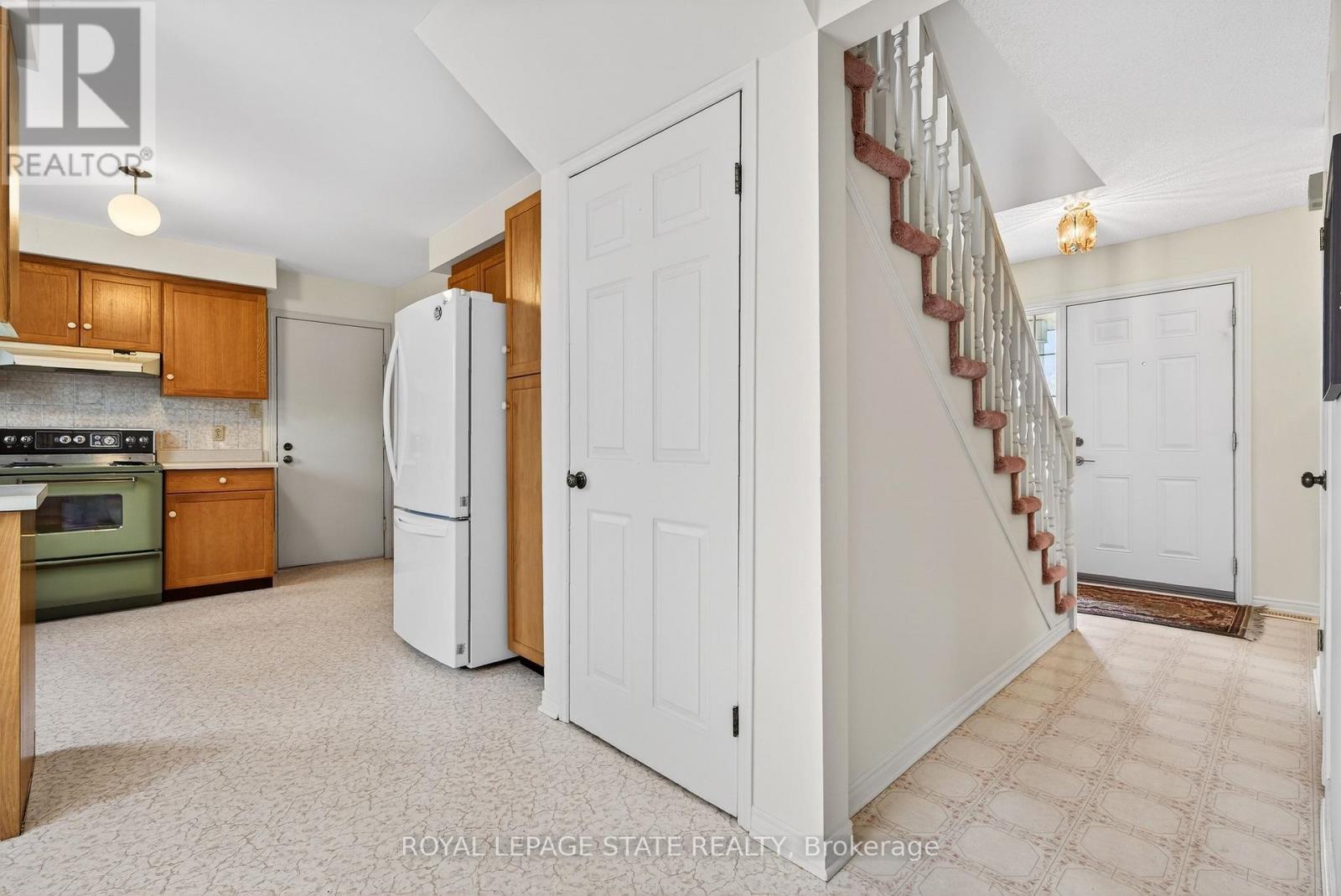 133 Central Avenue, Grimsby, Ontario  L3M 4Z3 - Photo 26 - X12895758