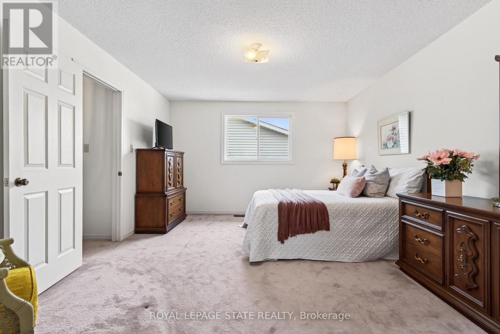 133 Central Avenue, Grimsby, Ontario  L3M 4Z3 - Photo 34 - X12895758