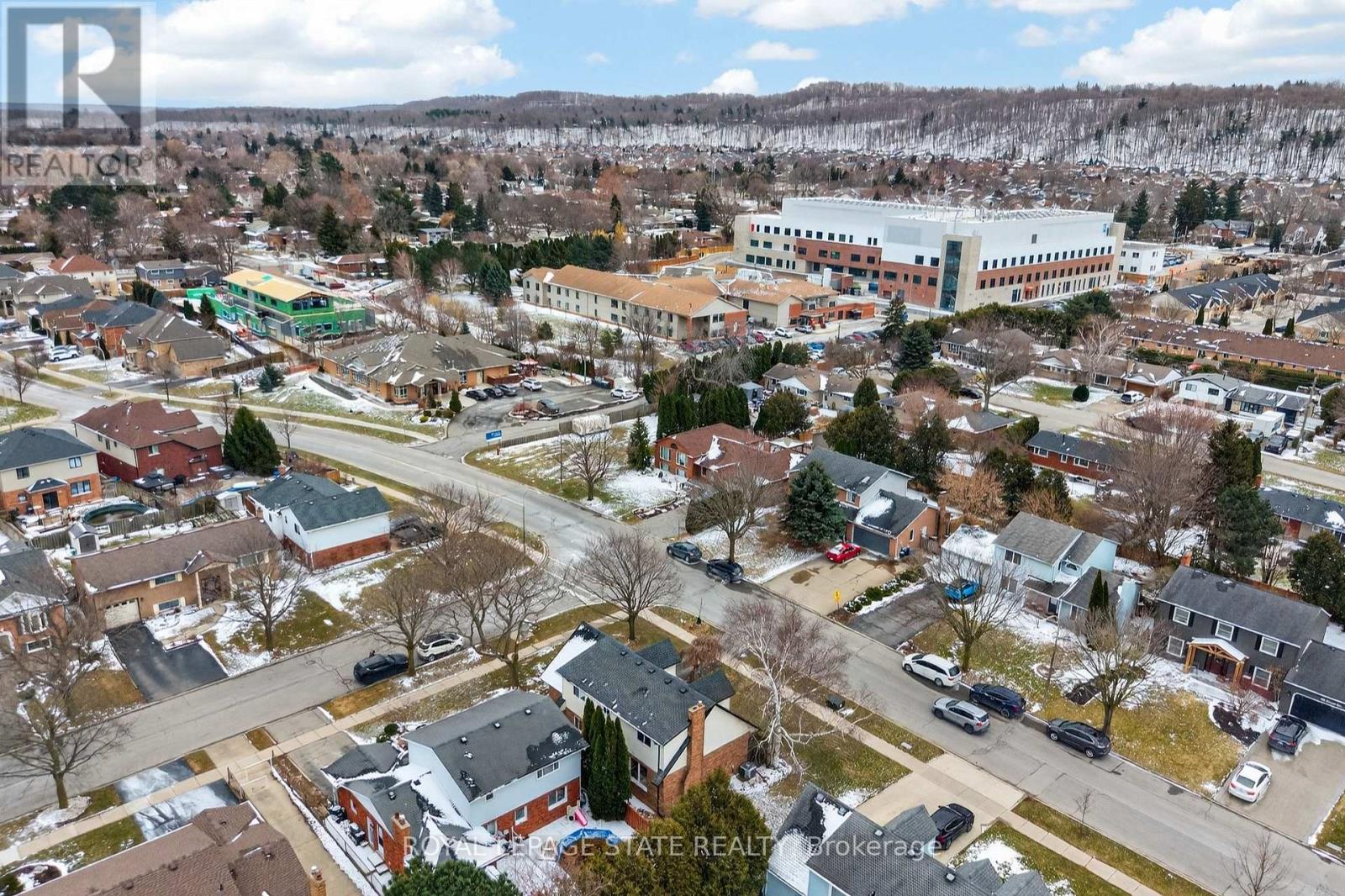 133 Central Avenue, Grimsby, Ontario  L3M 4Z3 - Photo 49 - X12895758