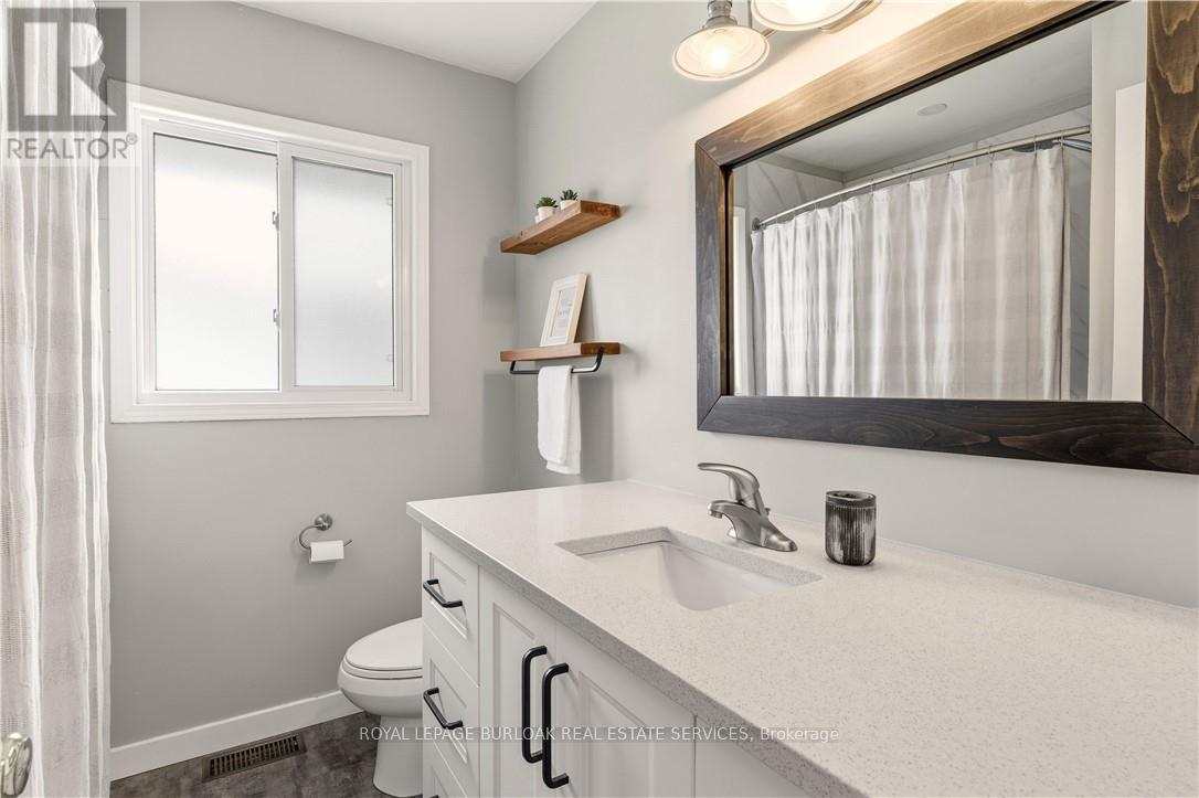 113 Edward Court, West Lincoln, Ontario  L0R 2A0 - Photo 33 - X12895810