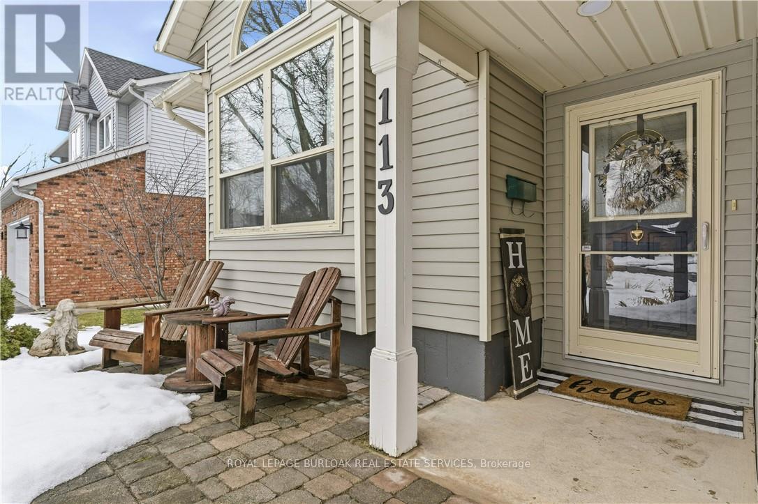 113 Edward Court, West Lincoln, Ontario  L0R 2A0 - Photo 4 - X12895810