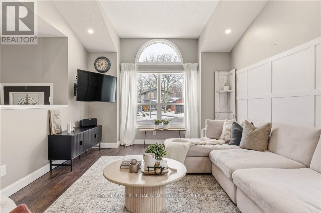 113 Edward Court, West Lincoln, Ontario  L0R 2A0 - Photo 6 - X12895810