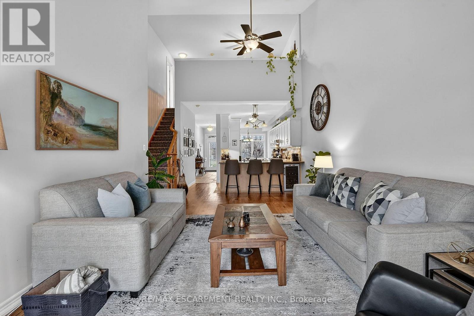 6 Conrad Place, Grimsby, Ontario  L3M 5S5 - Photo 5 - X12895874