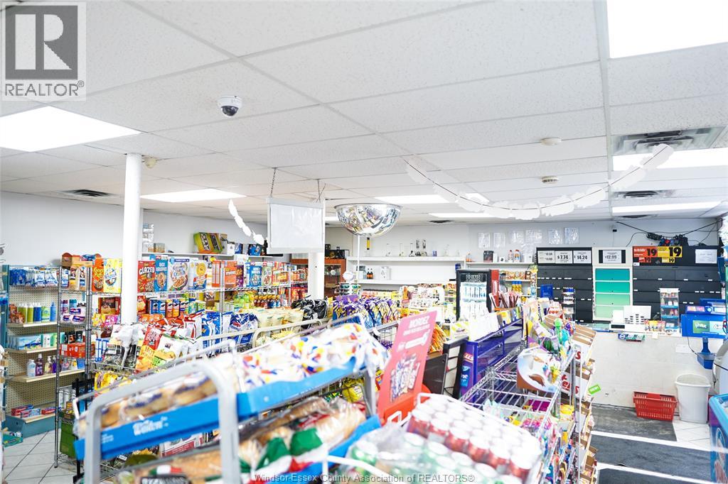 1086-1090 Felix, Windsor, Ontario  N9C 3L5 - Photo 12 - 26005637