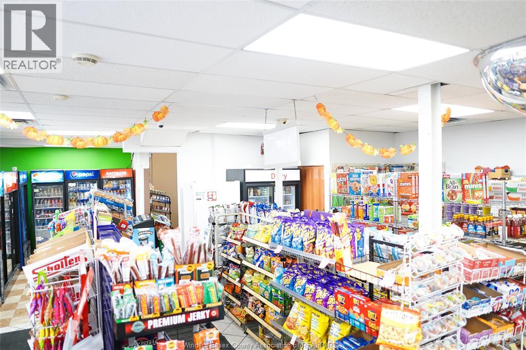 1086-1090 Felix, Windsor, Ontario  N9C 3L5 - Photo 16 - 26005637