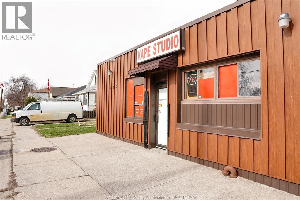 1086-1090 Felix, Windsor, Ontario  N9C 3L5 - Photo 2 - 26005637