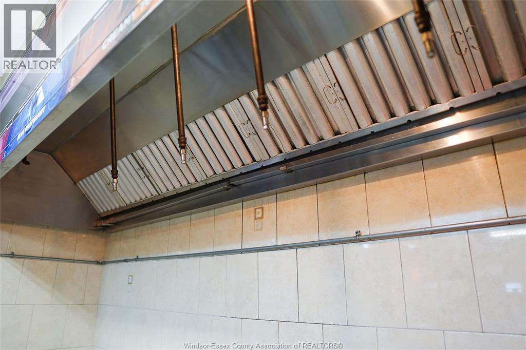 1086-1090 Felix, Windsor, Ontario  N9C 3L5 - Photo 20 - 26005637