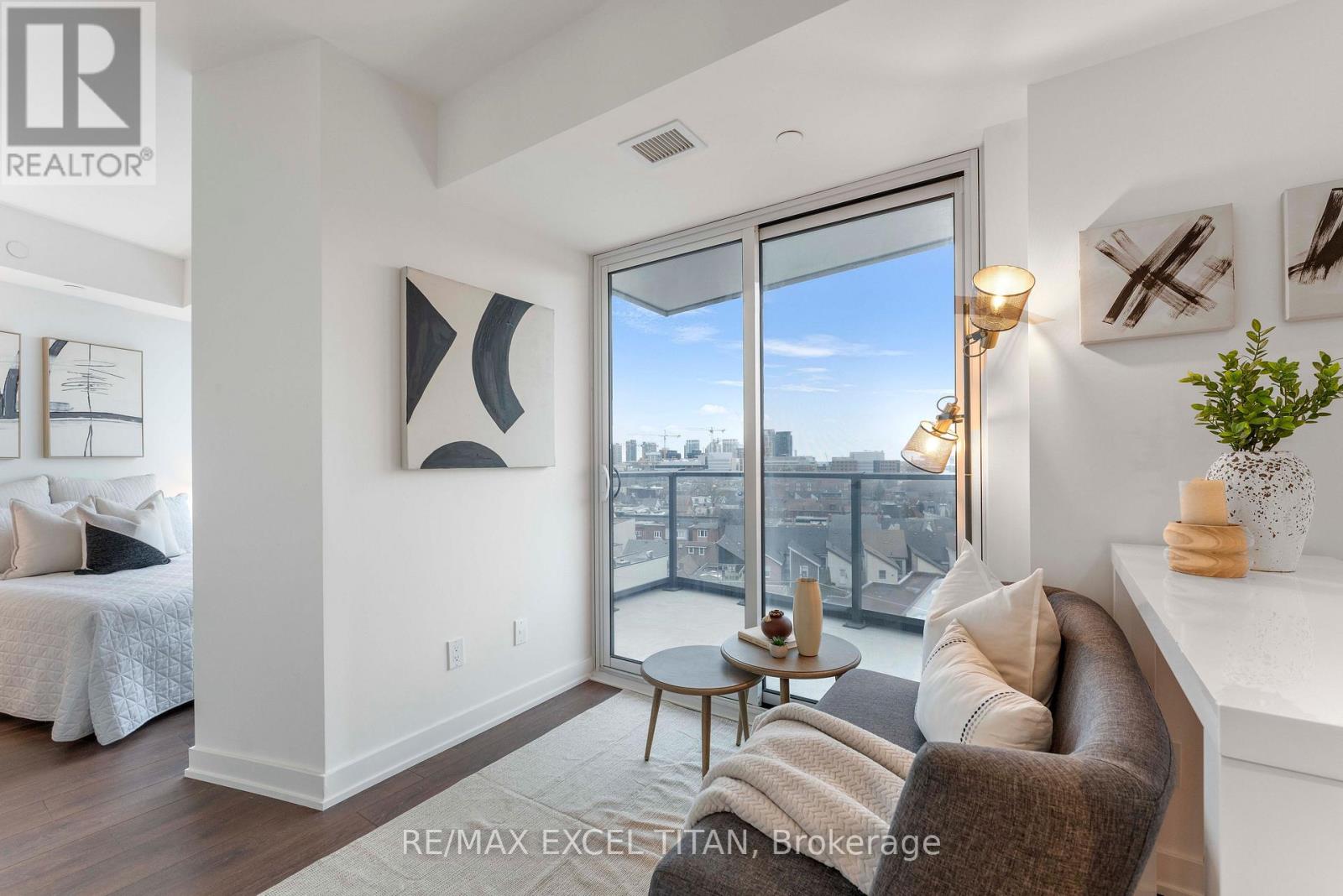 703 - 5 Lakeview Avenue, Toronto, Ontario  M6J 0H3 - Photo 10 - C12895656