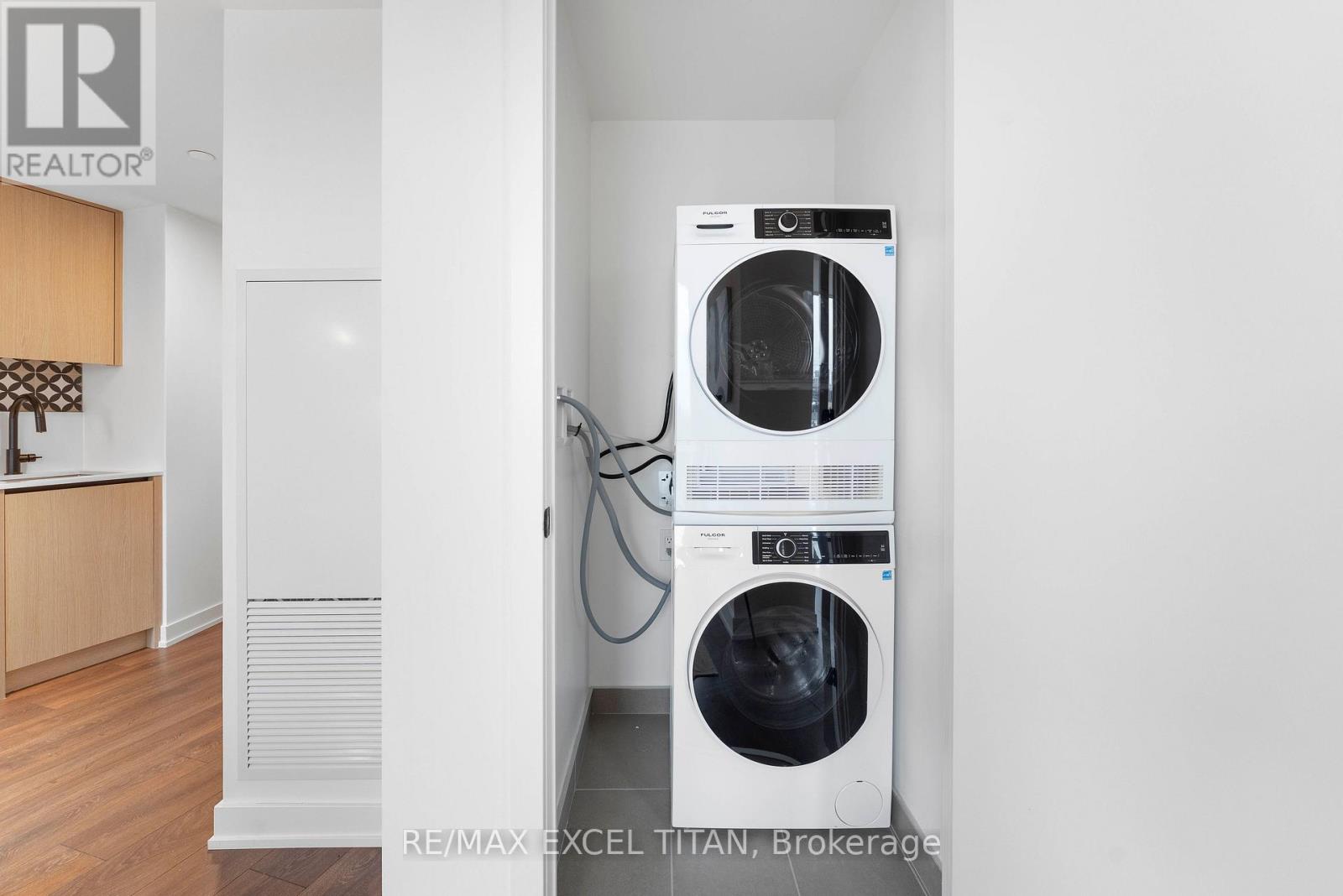 703 - 5 Lakeview Avenue, Toronto, Ontario  M6J 0H3 - Photo 24 - C12895656