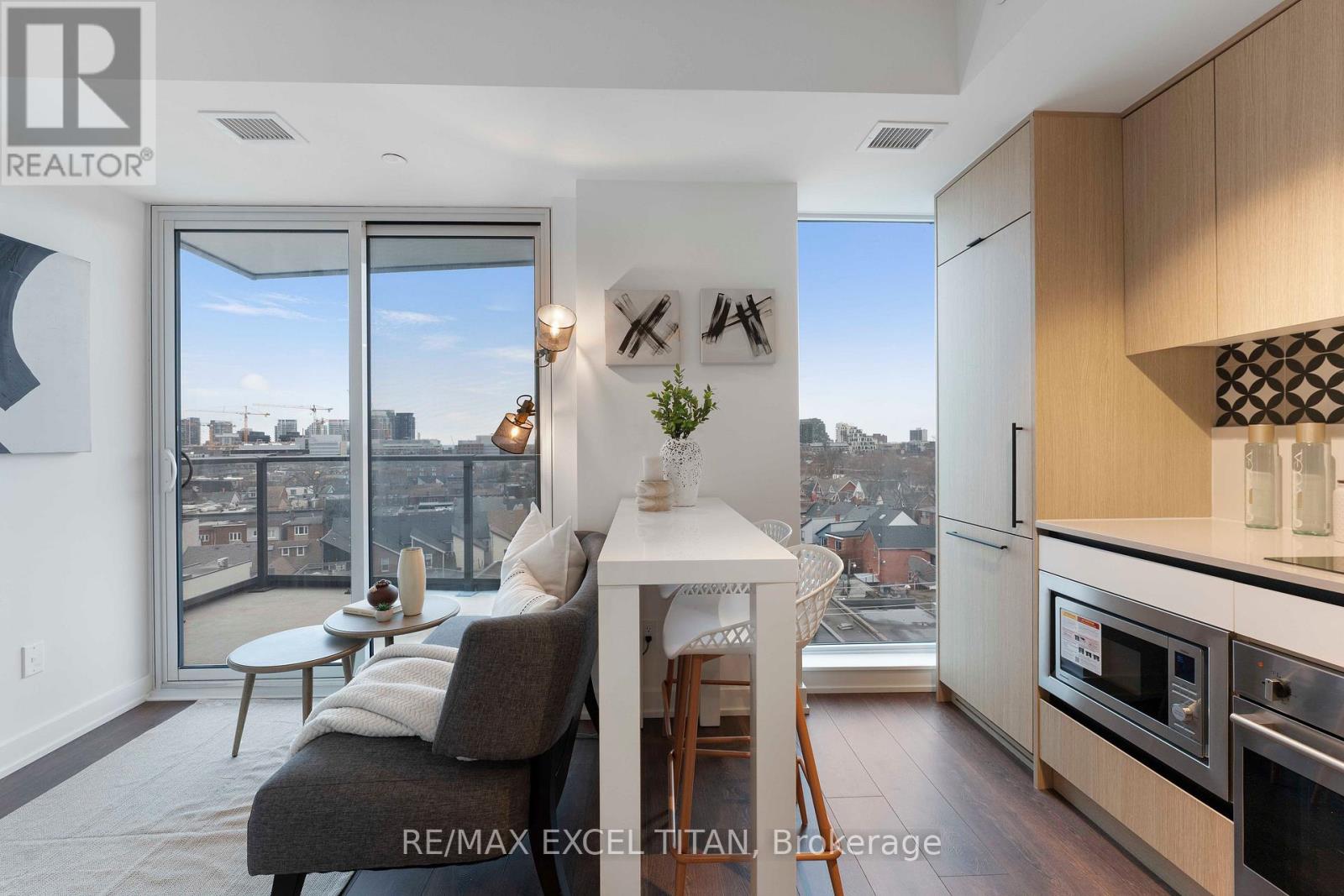 703 - 5 Lakeview Avenue, Toronto, Ontario  M6J 0H3 - Photo 6 - C12895656