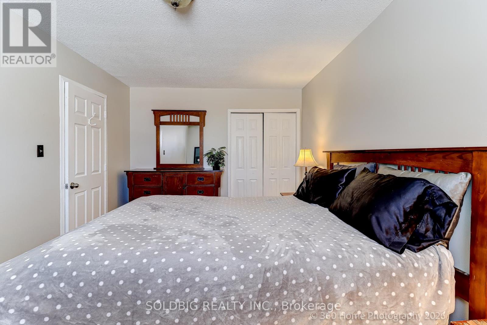 9 Loscombe Drive, Clarington, Ontario  L1C 3S8 - Photo 13 - E12895572