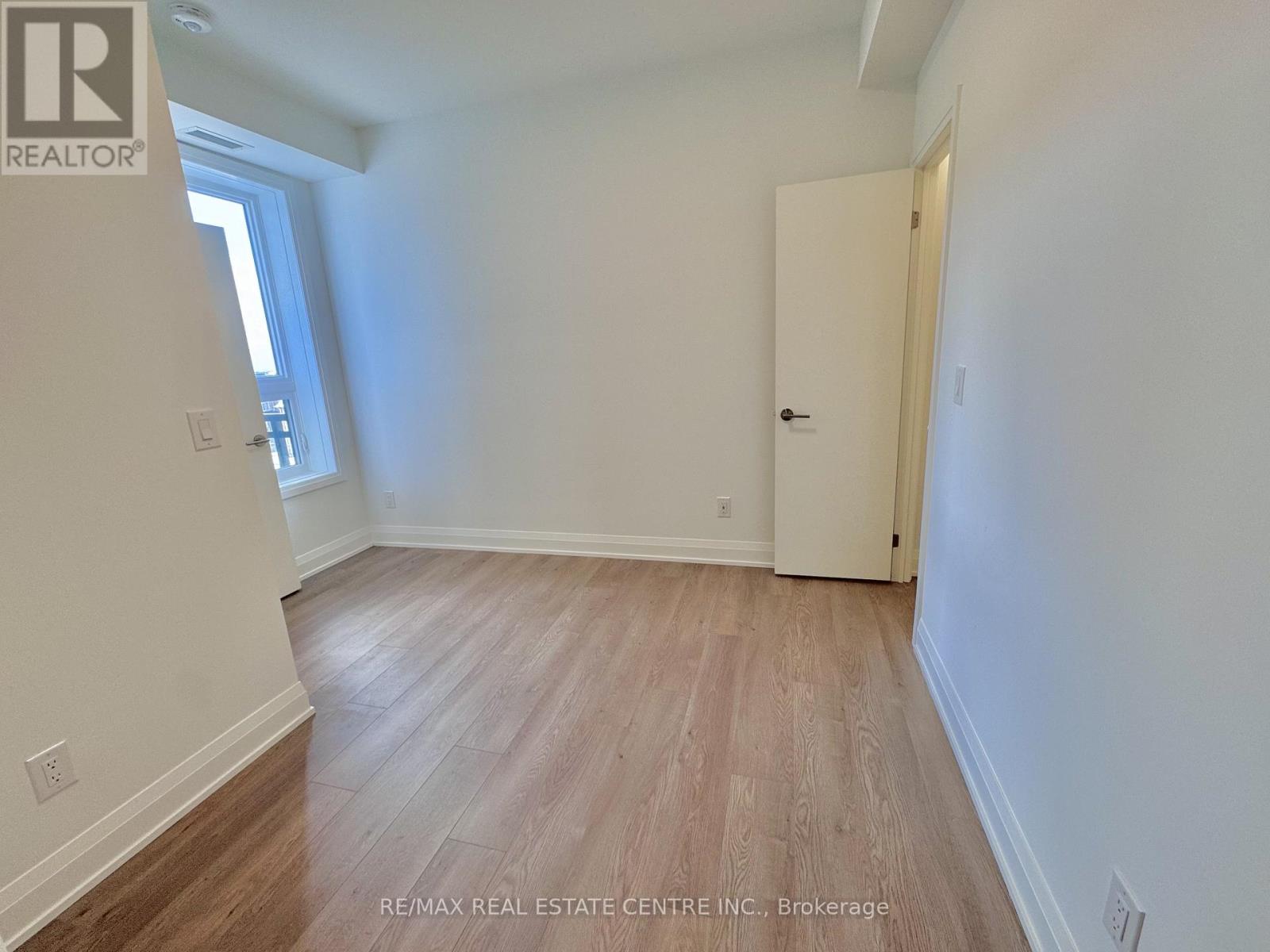 407 - 3250 Carding Mill Trail, Oakville, Ontario  L6M 5T3 - Photo 16 - W12894352