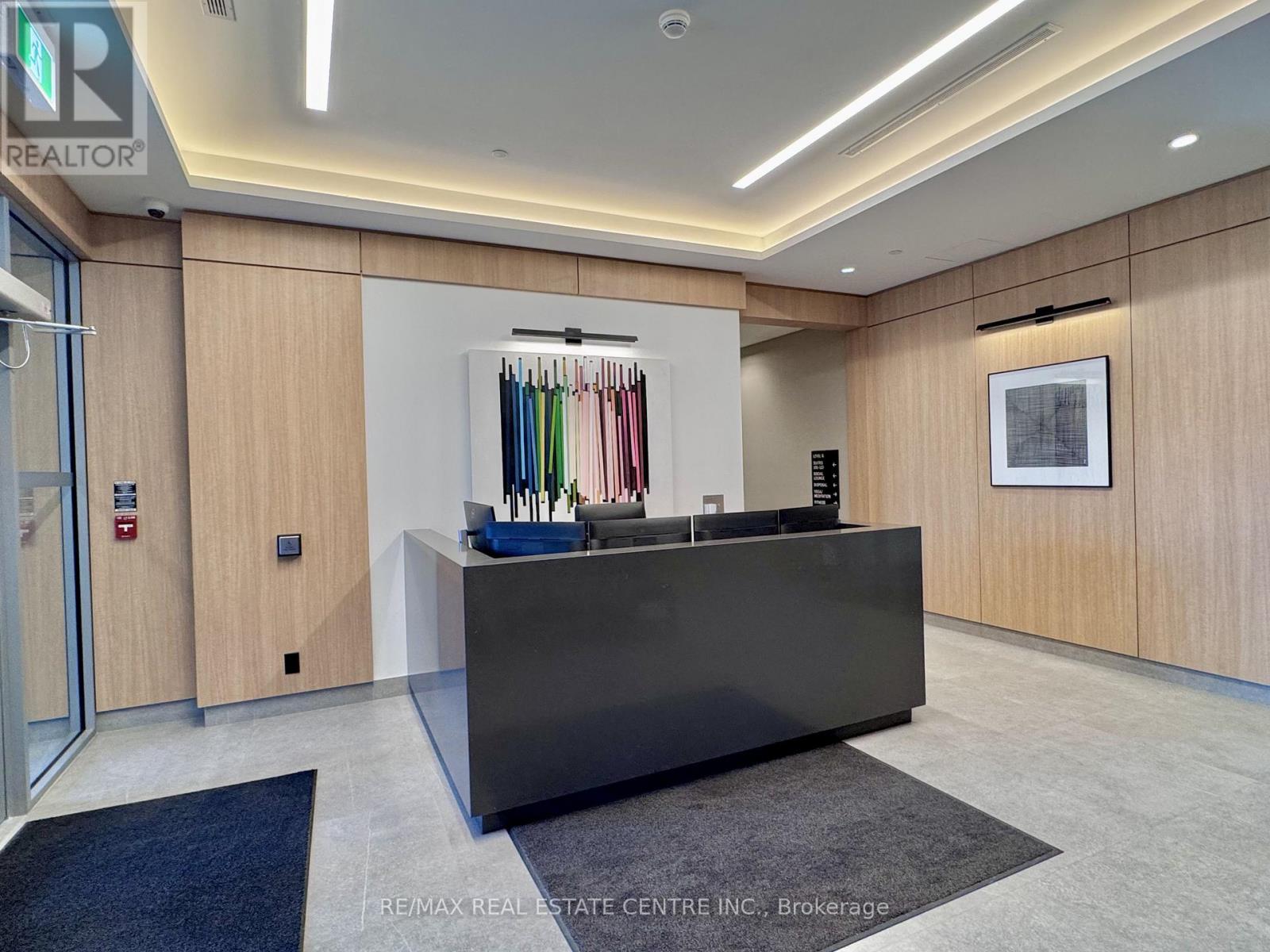 407 - 3250 Carding Mill Trail, Oakville, Ontario  L6M 5T3 - Photo 5 - W12894352