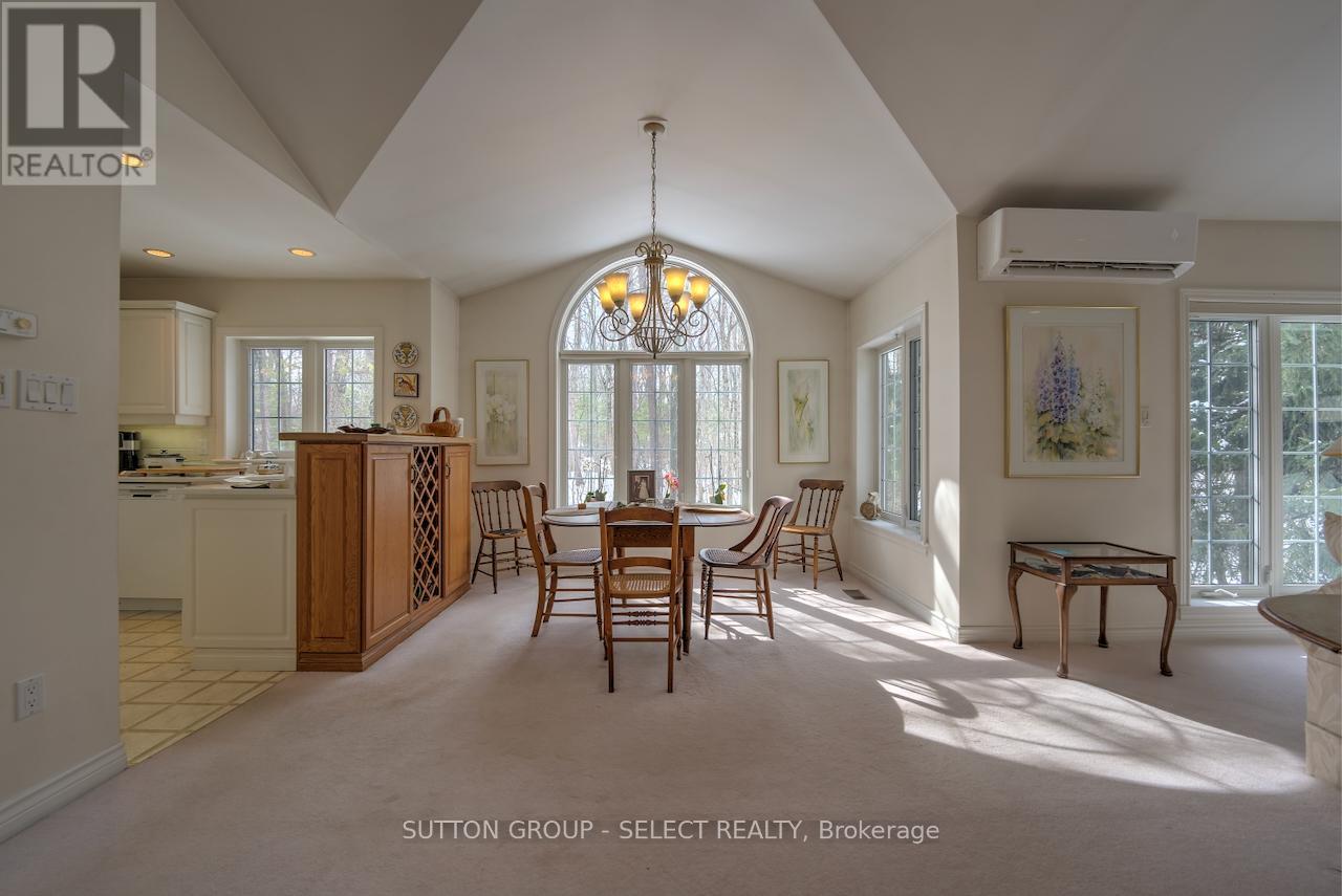 10297 Dogwood Crescent, Lambton Shores (Grand Bend), Ontario  N0M 1T0 - Photo 21 - X12895822