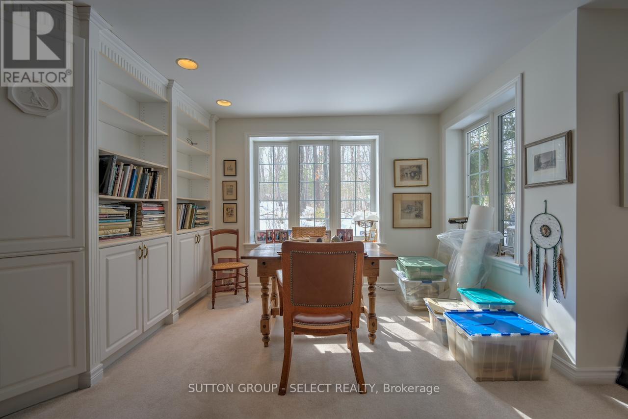 10297 Dogwood Crescent, Lambton Shores (Grand Bend), Ontario  N0M 1T0 - Photo 31 - X12895822