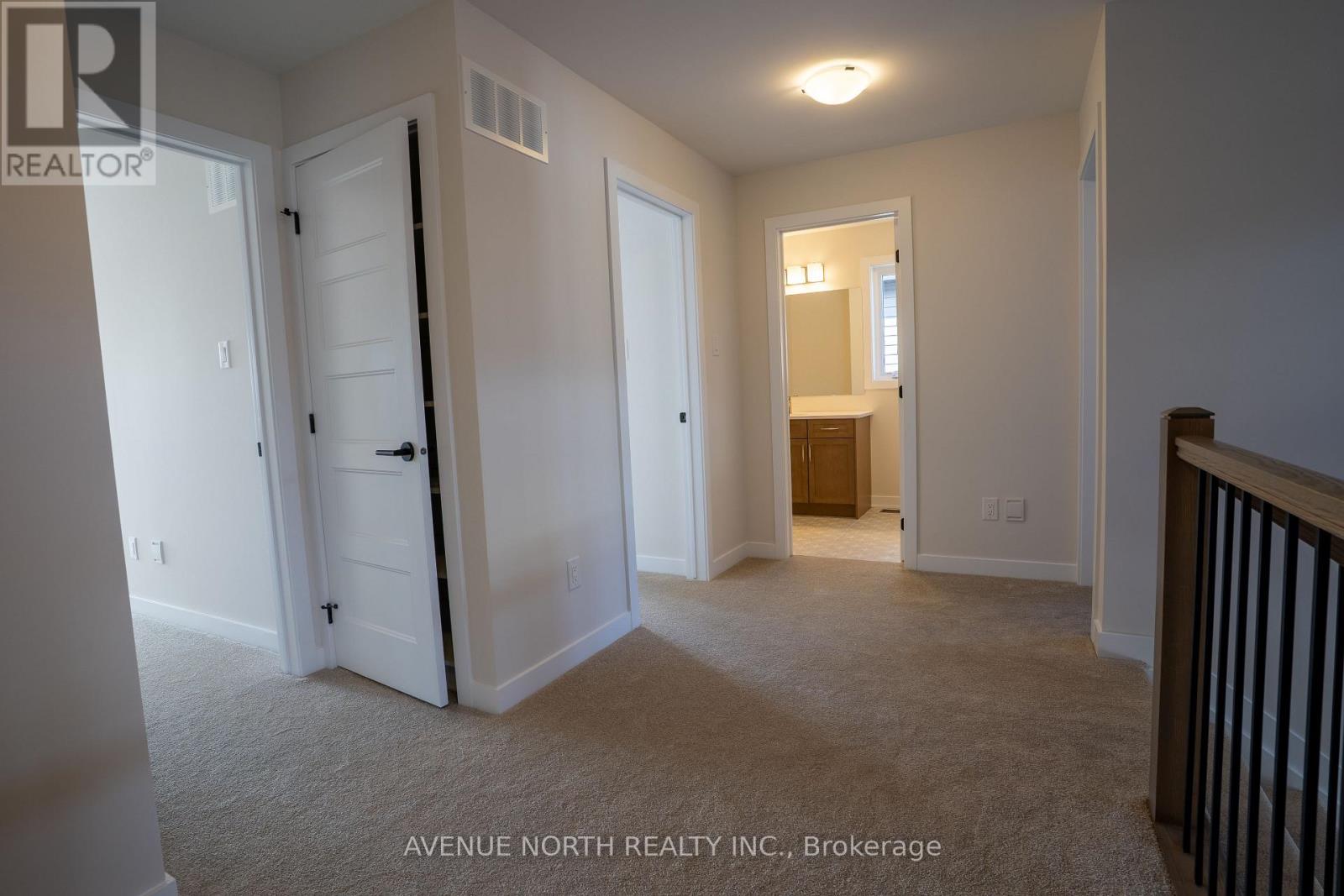 210 Ginebik Way, Ottawa, Ontario  K1X 0H4 - Photo 25 - X12763824