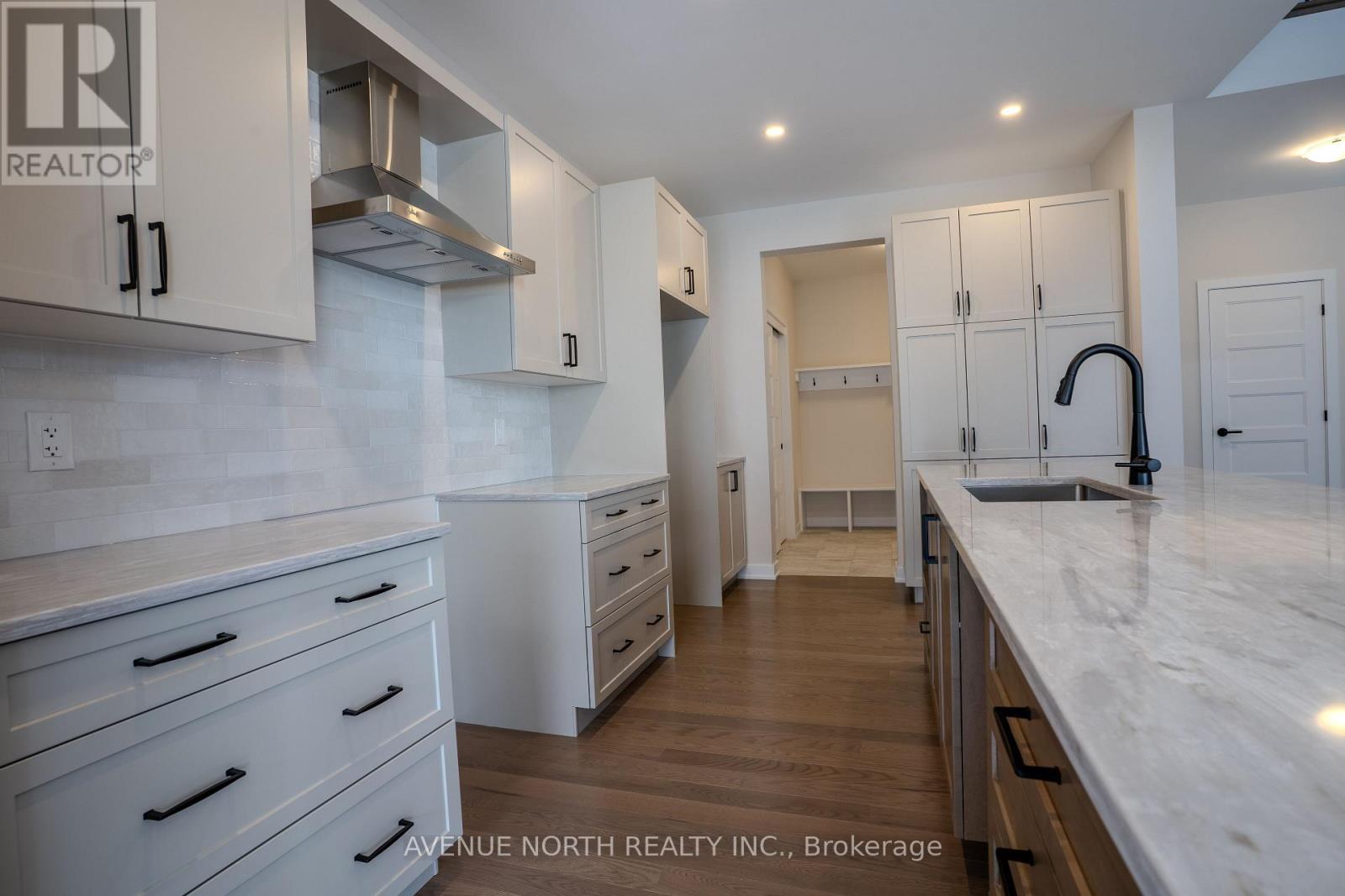 210 Ginebik Way, Ottawa, Ontario  K1X 0H4 - Photo 16 - X12763824