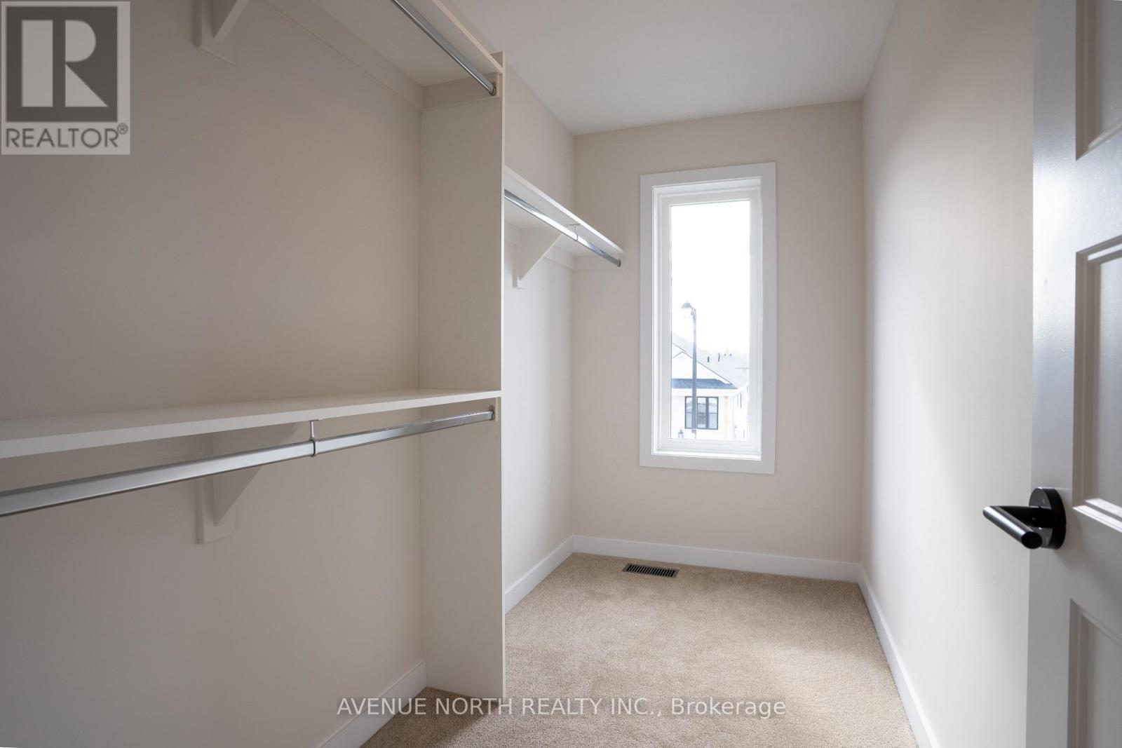 210 Ginebik Way, Ottawa, Ontario  K1X 0H4 - Photo 46 - X12763824