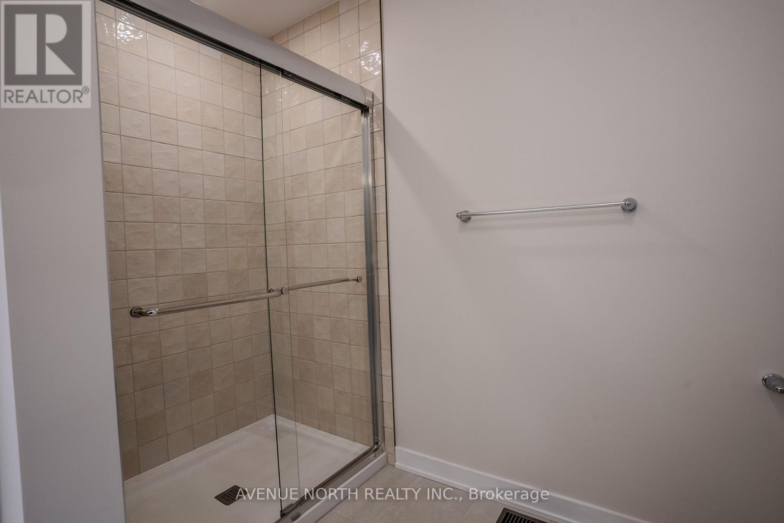 210 Ginebik Way, Ottawa, Ontario  K1X 0H4 - Photo 44 - X12763824