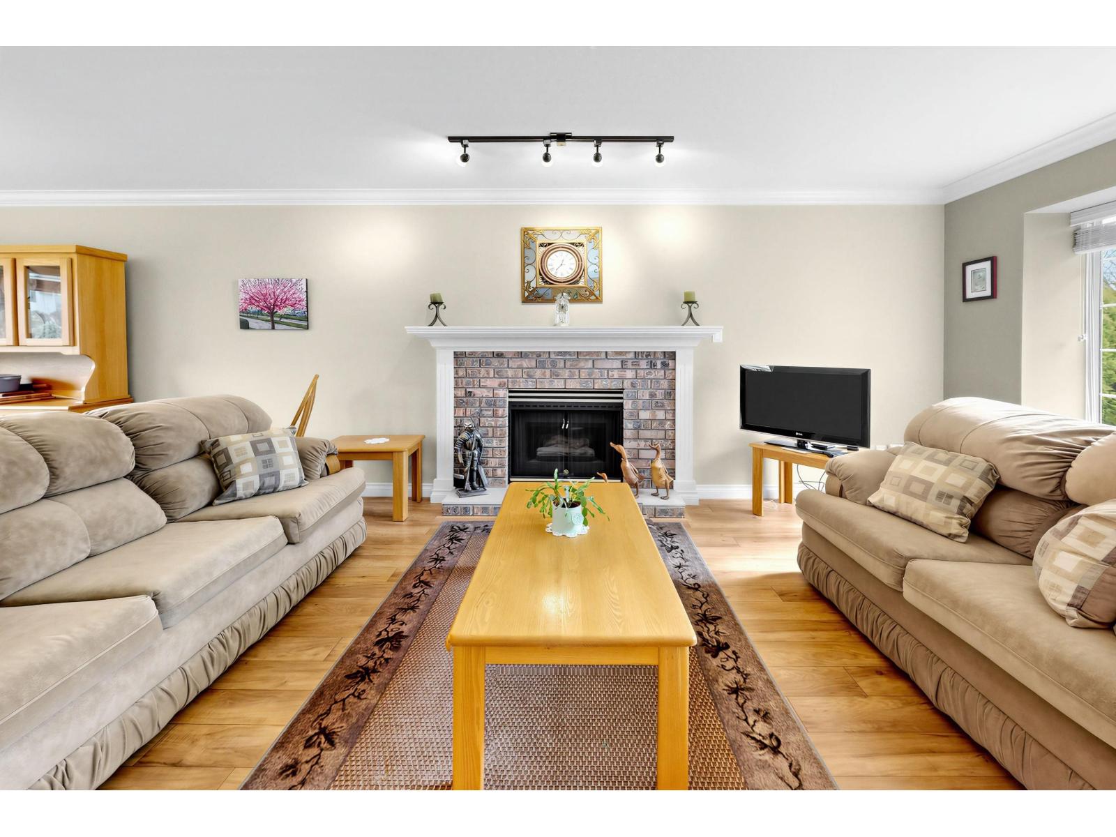 15929 88a Avenue, Surrey, British Columbia  V4N 2X9 - Photo 3 - R3099074