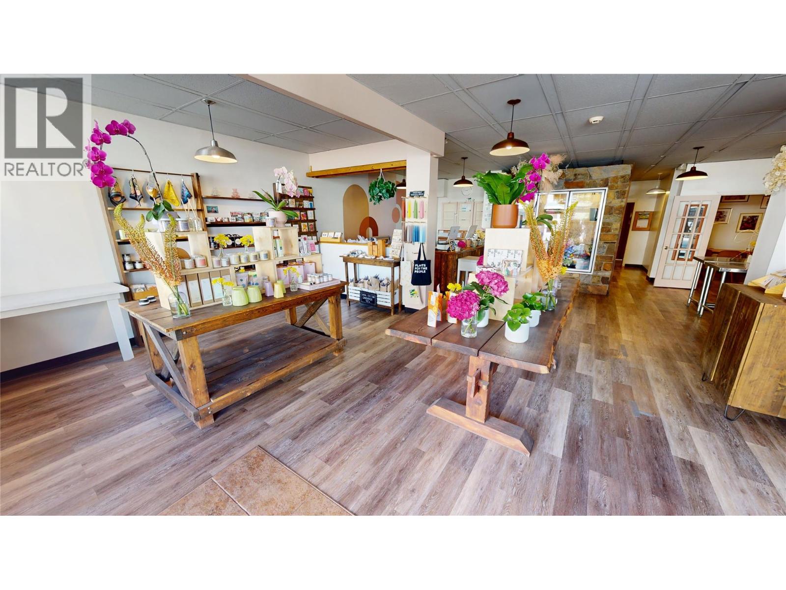 24 10th Avenue S, Cranbrook, British Columbia  V1C 2M8 - Photo 7 - 10379722