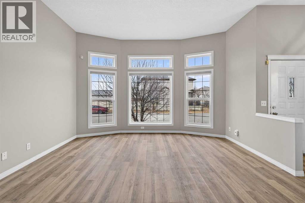 87 Saddlebrook Gardens Ne, Calgary, Alberta  T3J 5m5 - Photo 5 - A2285938