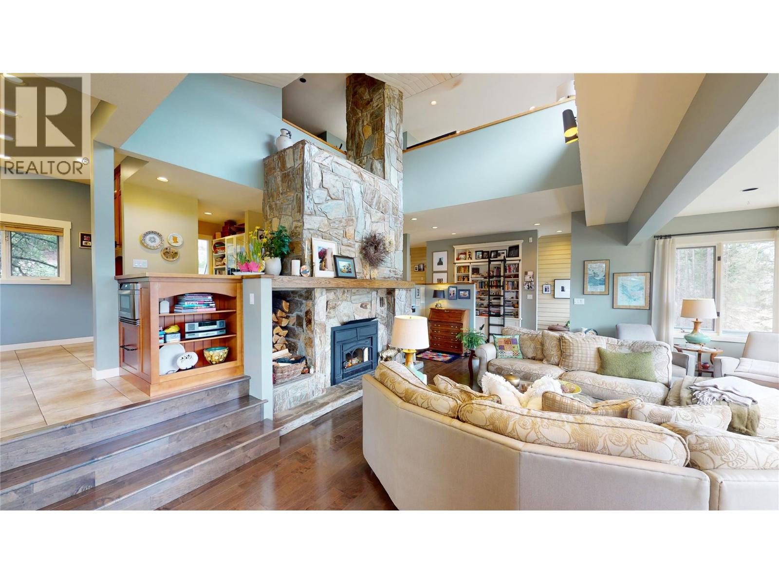 8875 Colony Road, Wardner, British Columbia  V0B 2J0 - Photo 14 - 10379831