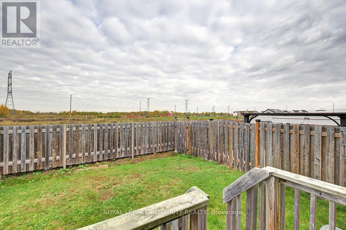 356 Axis Way, Ottawa, Ontario  K1W 0J9 - Photo 33 - X12895944