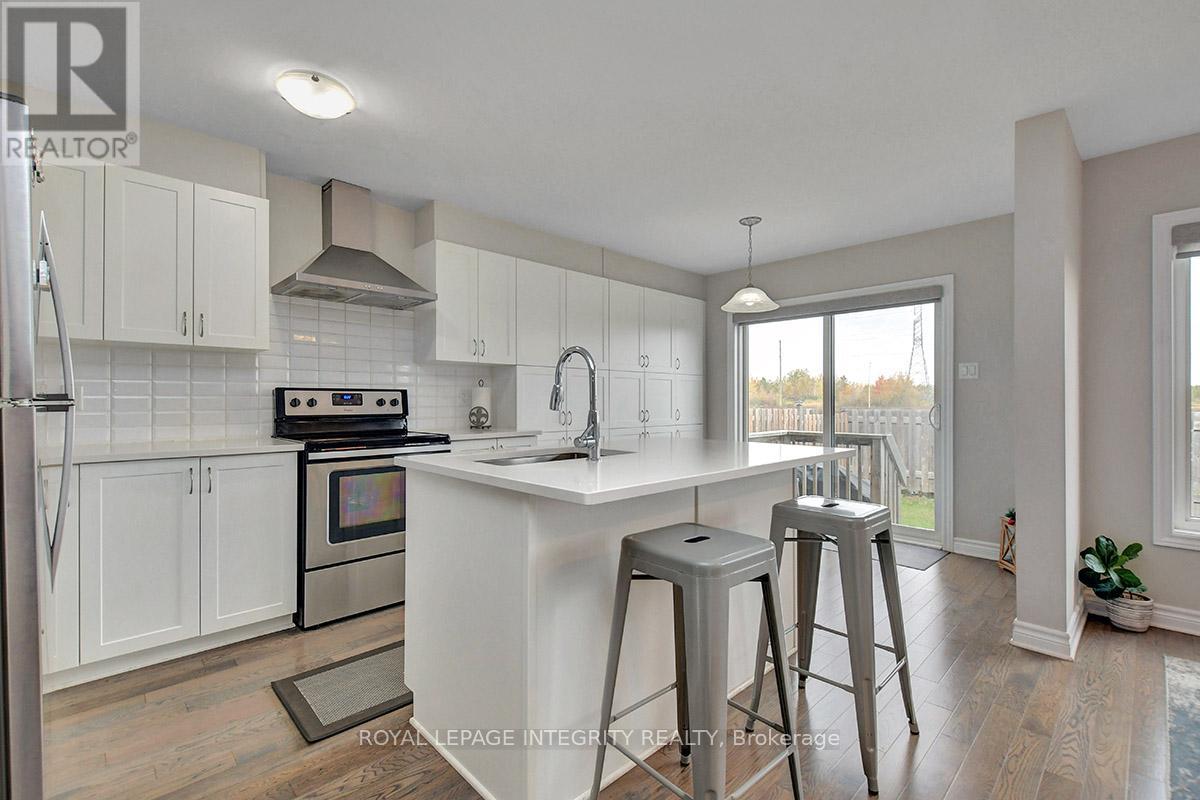 356 Axis Way, Ottawa, Ontario  K1W 0J9 - Photo 8 - X12895944