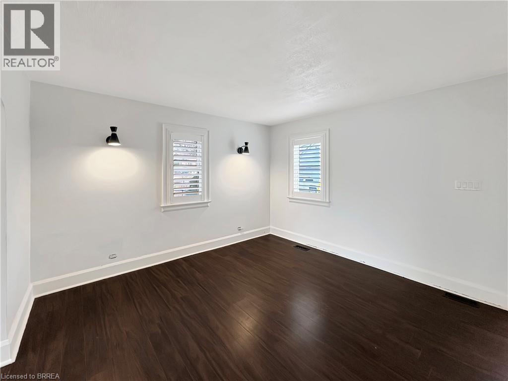 266 Grove Street, Simcoe, Ontario  N3Y 1K9 - Photo 10 - 40812489